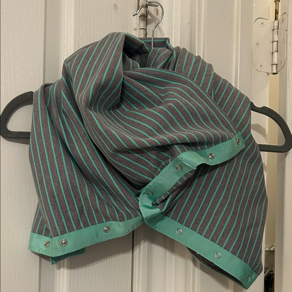 lululemon athletica Striped Gray and Teal infinity scarf